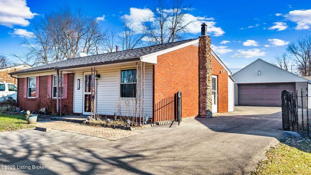 134 Hillside Ln, Louisville, KY 40229