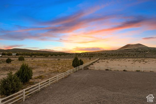 533 W CANYON TRL, Dammeron Valley, UT 84783