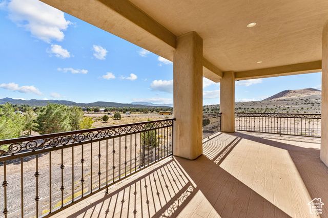 533 W CANYON TRL, Dammeron Valley, UT 84783