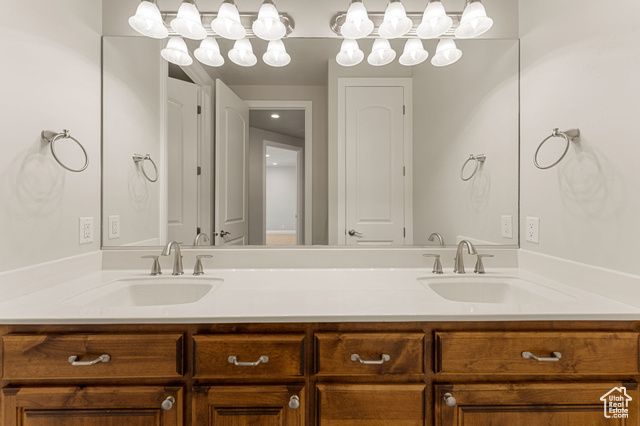 533 W CANYON TRL, Dammeron Valley, UT 84783