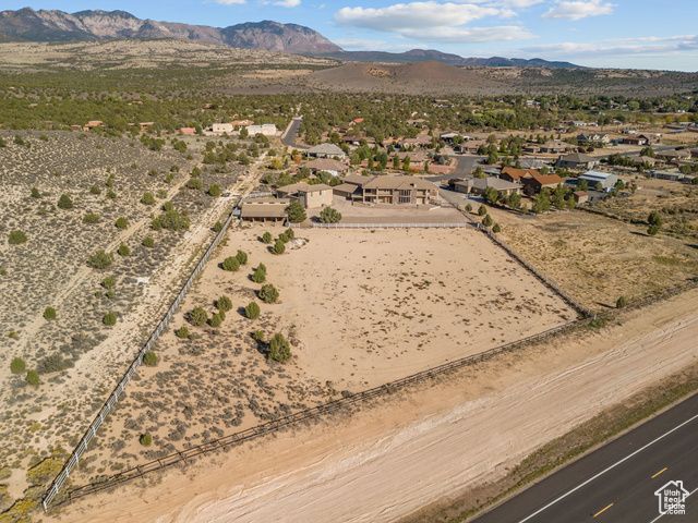 533 W CANYON TRL, Dammeron Valley, UT 84783