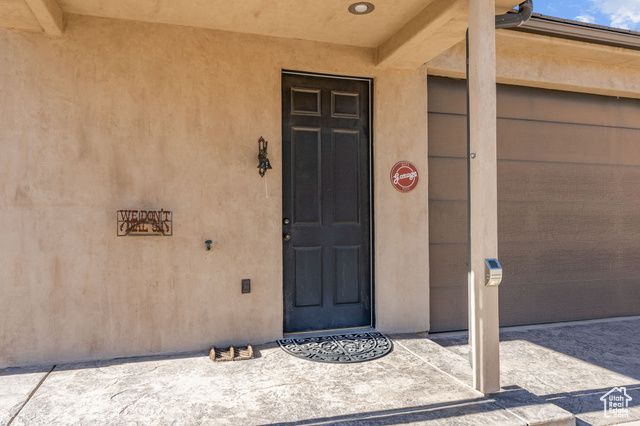 533 W CANYON TRL, Dammeron Valley, UT 84783