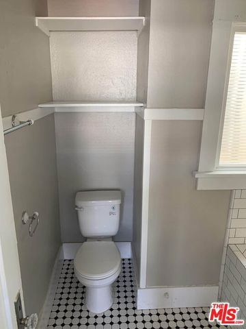 322 Daisy Avenue, Long Beach, CA 90802