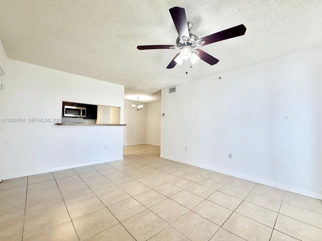 1739 Village Boulevard 206, West Palm Beach, FL 33409