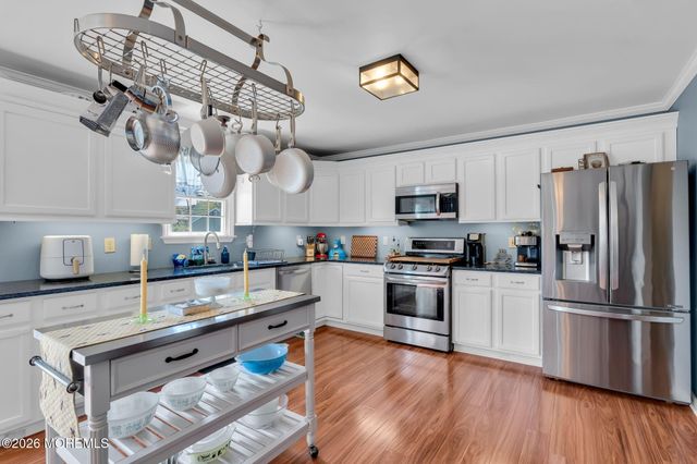 1632 Commonwealth Boulevard, Toms River, NJ 08757