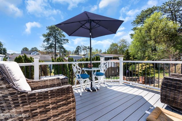 1632 Commonwealth Boulevard, Toms River, NJ 08757