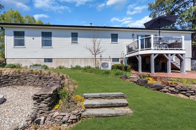 1632 Commonwealth Boulevard, Toms River, NJ 08757