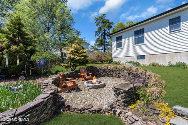 1632 Commonwealth Boulevard, Toms River, NJ 08757