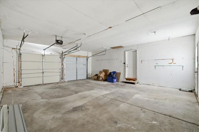 5200 S Delaware Avenue, Independence, MO 64055