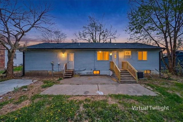 5200 S Delaware Avenue, Independence, MO 64055