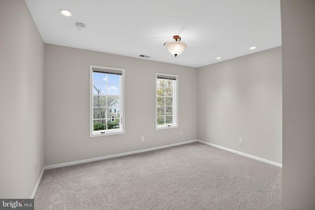 9 WINDING WAY, Mullica Hill, NJ 08062