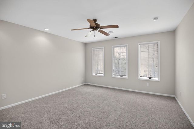 9 WINDING WAY, Mullica Hill, NJ 08062