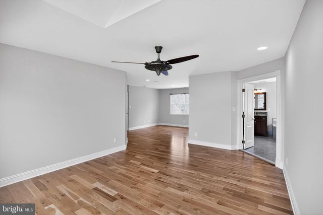 9 WINDING WAY, Mullica Hill, NJ 08062