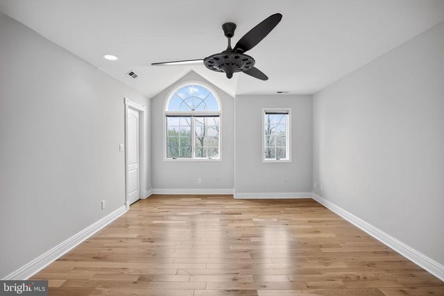 9 WINDING WAY, Mullica Hill, NJ 08062