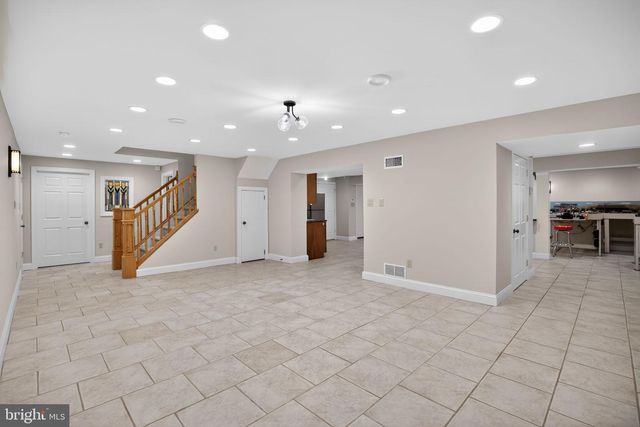 9 WINDING WAY, Mullica Hill, NJ 08062