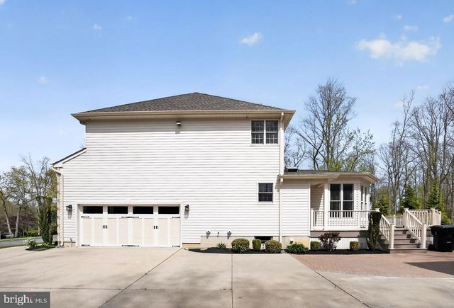 9 WINDING WAY, Mullica Hill, NJ 08062