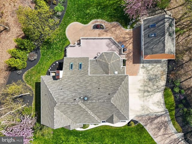 9 WINDING WAY, Mullica Hill, NJ 08062