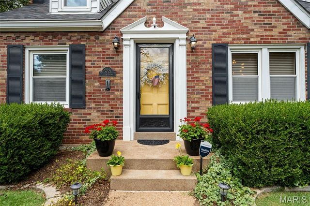3721 Clifton Avenue, St Louis, MO 63109