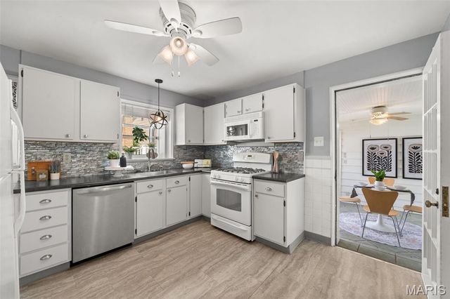 3721 Clifton Avenue, St Louis, MO 63109