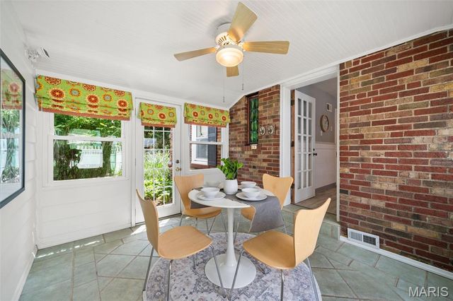 3721 Clifton Avenue, St Louis, MO 63109