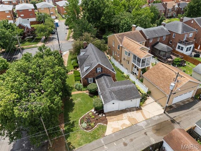 3721 Clifton Avenue, St Louis, MO 63109