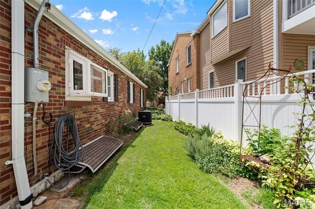 3721 Clifton Avenue, St Louis, MO 63109