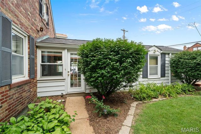 3721 Clifton Avenue, St Louis, MO 63109