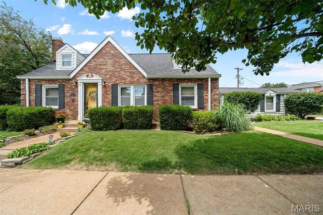 3721 Clifton Avenue, St Louis, MO 63109