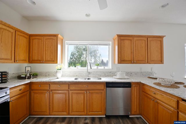 5265 Snowflake St SE, Salem, OR 97306