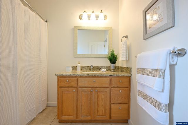 5265 Snowflake St SE, Salem, OR 97306