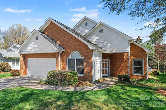 5423 Dunedin Lane, Charlotte, NC 28270