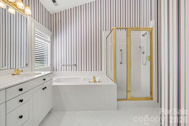 5423 Dunedin Lane, Charlotte, NC 28270