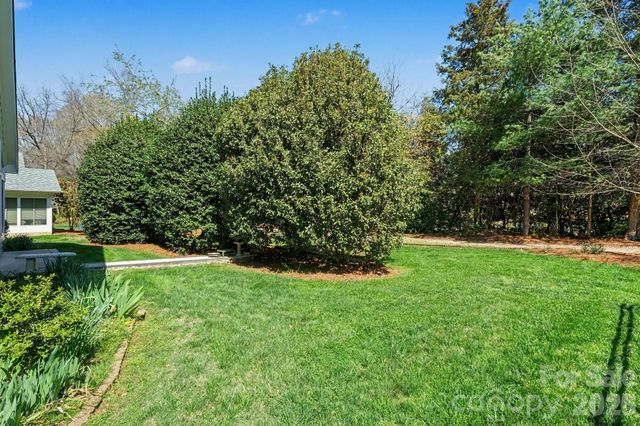 5423 Dunedin Lane, Charlotte, NC 28270