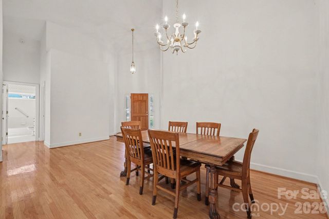 5423 Dunedin Lane, Charlotte, NC 28270