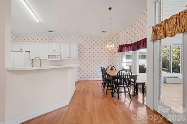 5423 Dunedin Lane, Charlotte, NC 28270