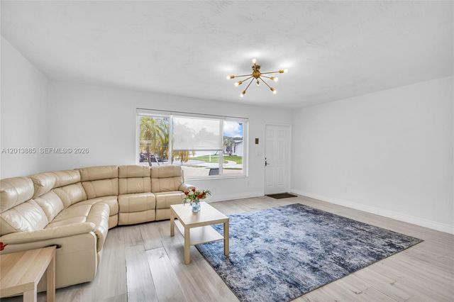 1600 NW 120th Avenue, Pembroke Pines, FL 33026
