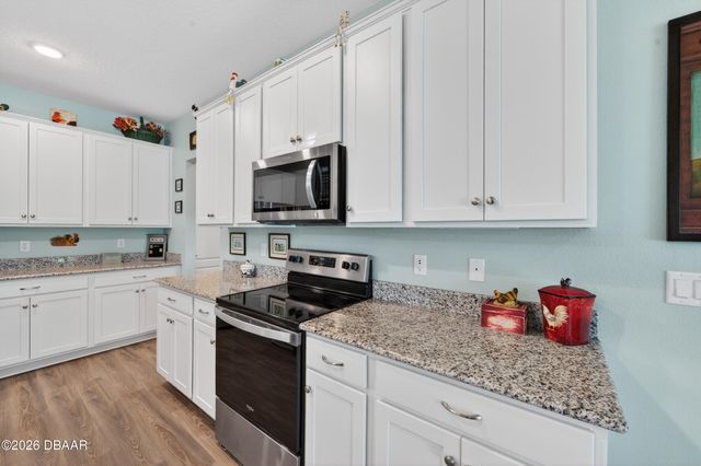 17 White Haven Lane, Palm Coast, FL 32164