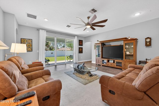 17 White Haven Lane, Palm Coast, FL 32164