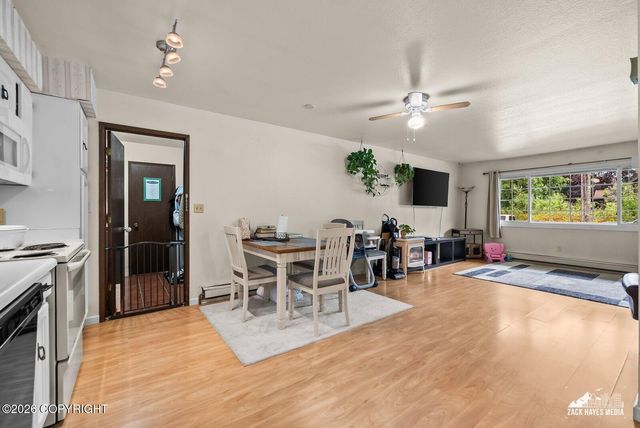 914 Boyd Street, Anchorage, AK 99501