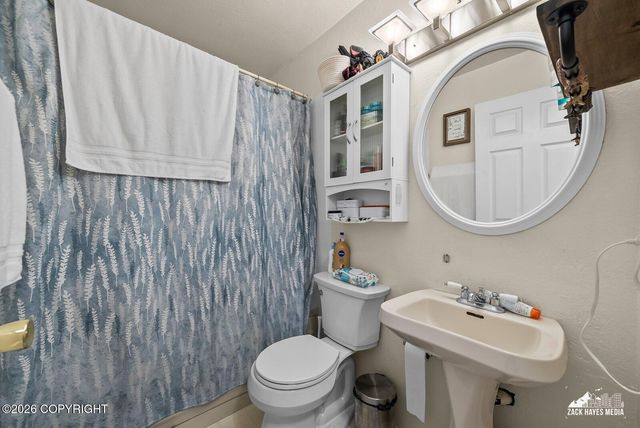 914 Boyd Street, Anchorage, AK 99501