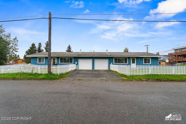 914 Boyd Street, Anchorage, AK 99501