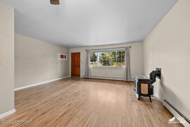 914 Boyd Street, Anchorage, AK 99501