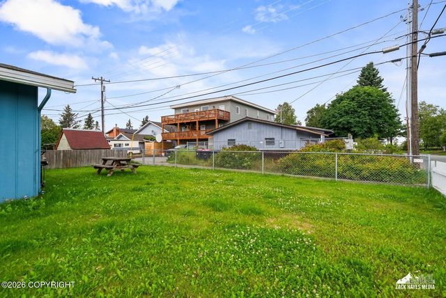 914 Boyd Street, Anchorage, AK 99501