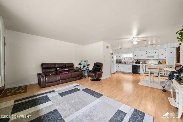 914 Boyd Street, Anchorage, AK 99501