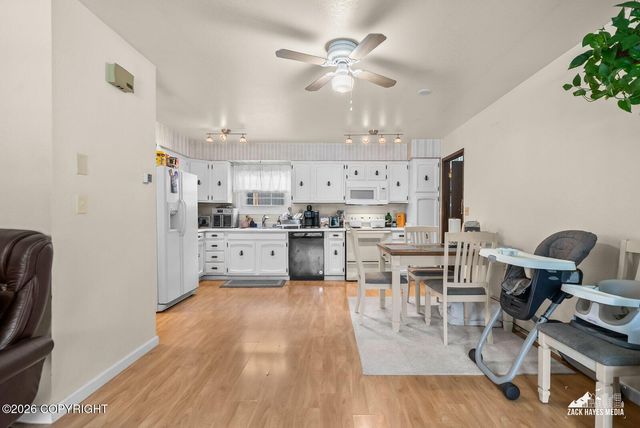 914 Boyd Street, Anchorage, AK 99501