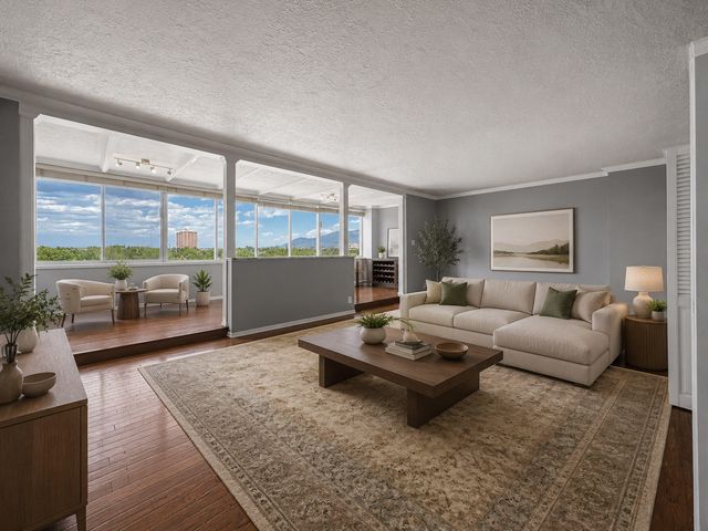 600 Alcalde Place SW 6C, Albuquerque, NM 87104