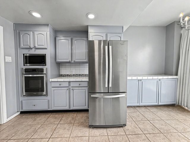 600 Alcalde Place SW 6C, Albuquerque, NM 87104