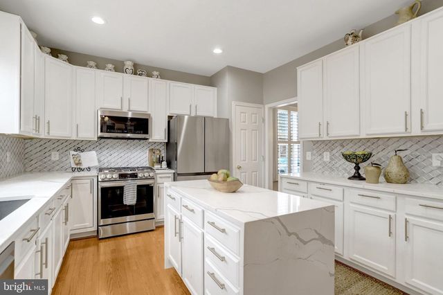 7374 POHICK RIDGE CT, Springfield, VA 22153