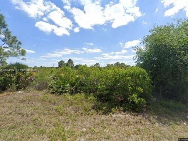 2905 W 55 STREET, Lehigh Acres, FL 33971