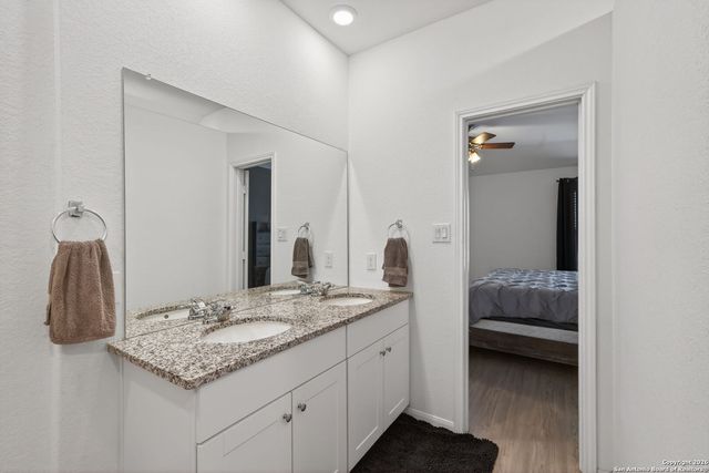 5877 Companion Loop, Bulverde, TX 78163